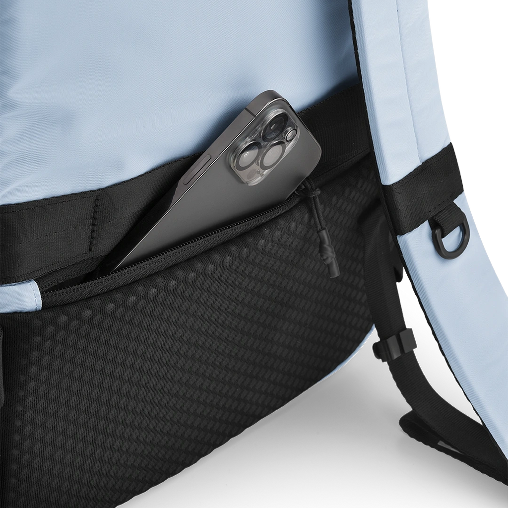 Hard Mesh Backpack 22L - Baby Blue