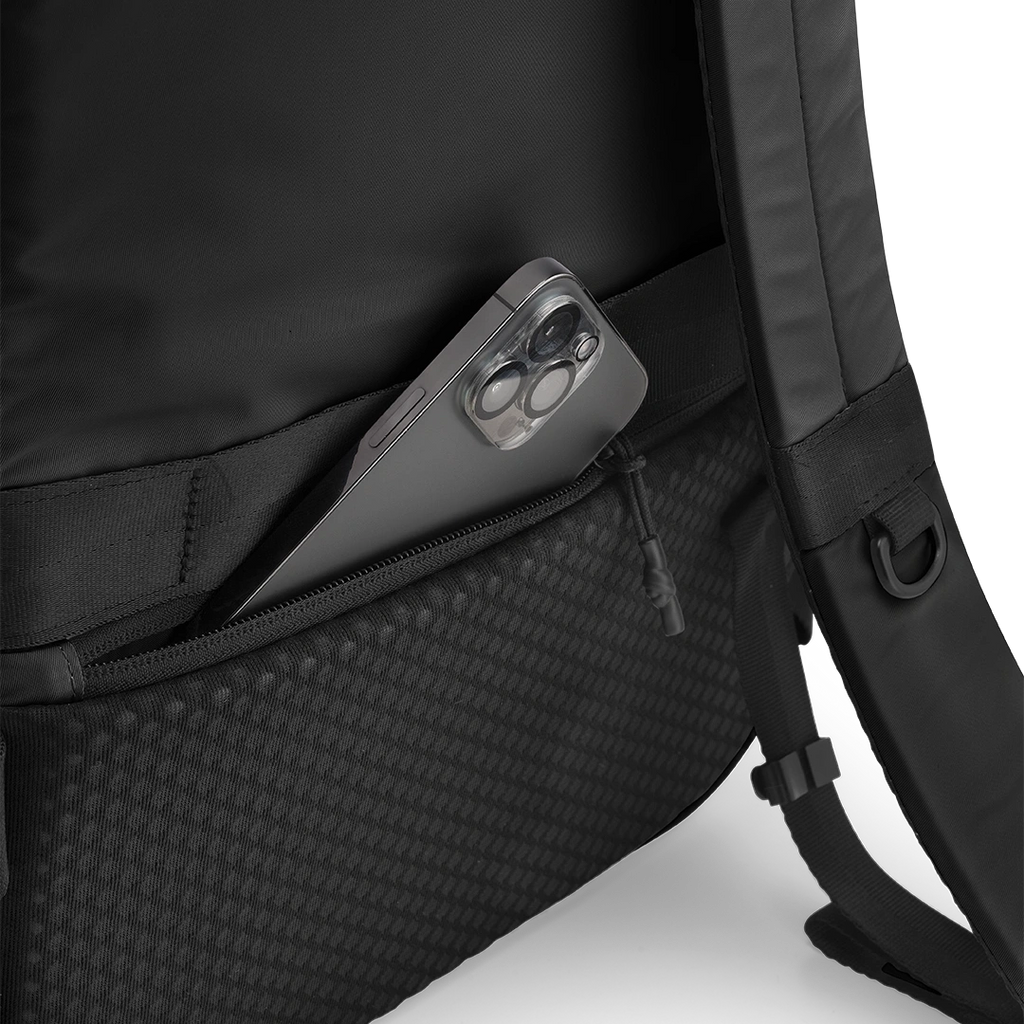 Iconic Backpack 29L - Black